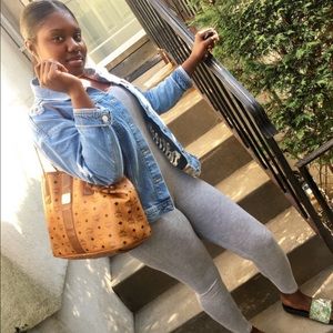 Meet your Posher, Kaeâla